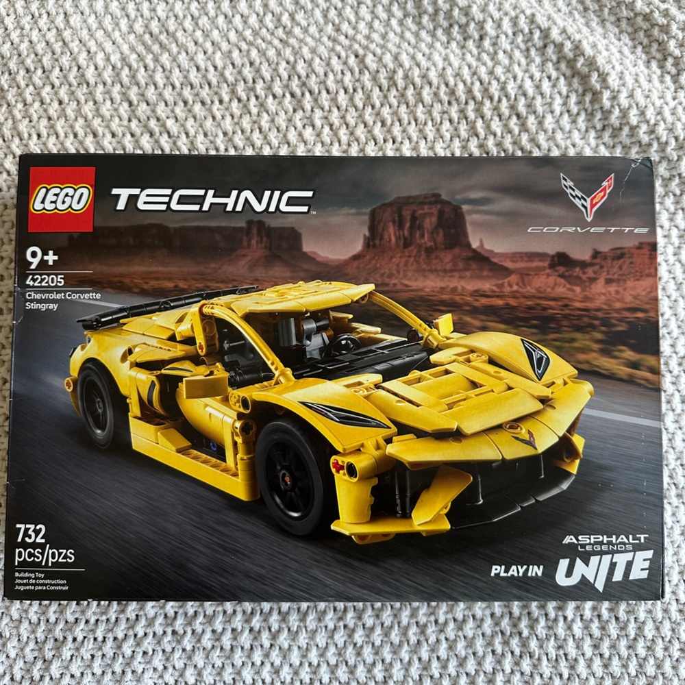 LEGO Technic Yellow Chevrolet Corvette Stingray